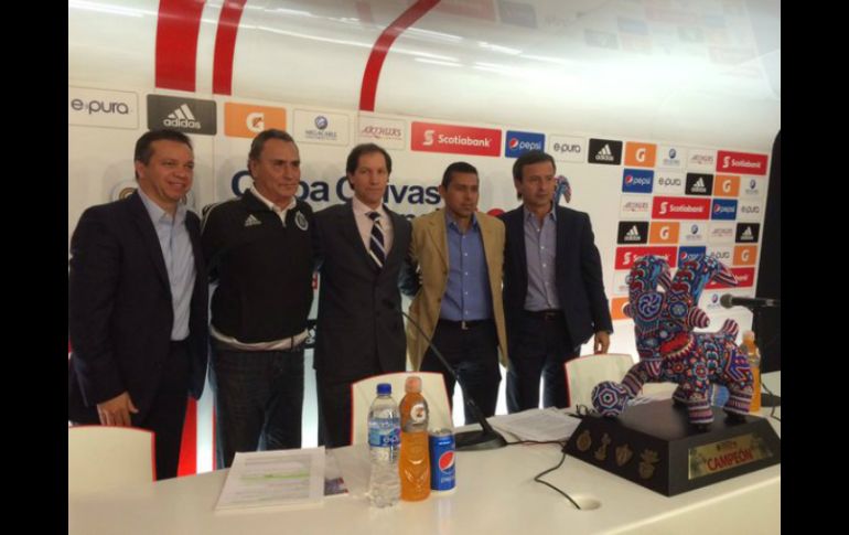 Este lunes presentaron la Copa Chivas, torneo de fuerzas básicas que se celebrará en la Perla Tapatía. TWITTER / @Chivas