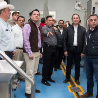 Abren en Zapotlán el primer rastro TIF sustentable del país