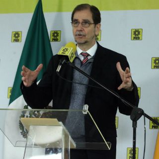 El PRD amanece con liderazgo 'en el limbo'