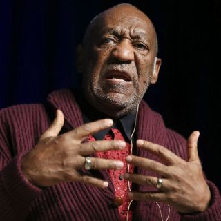 Bill Cosby pide desestimar su procesamiento por agresión sexual