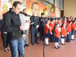 Imagen del video donde el edil comete el error en su discurso. YOUTUBE / Lo Mas Visto del Dia