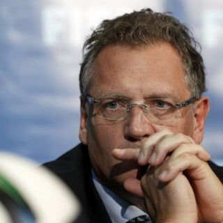 La FIFA despide a su secretario general