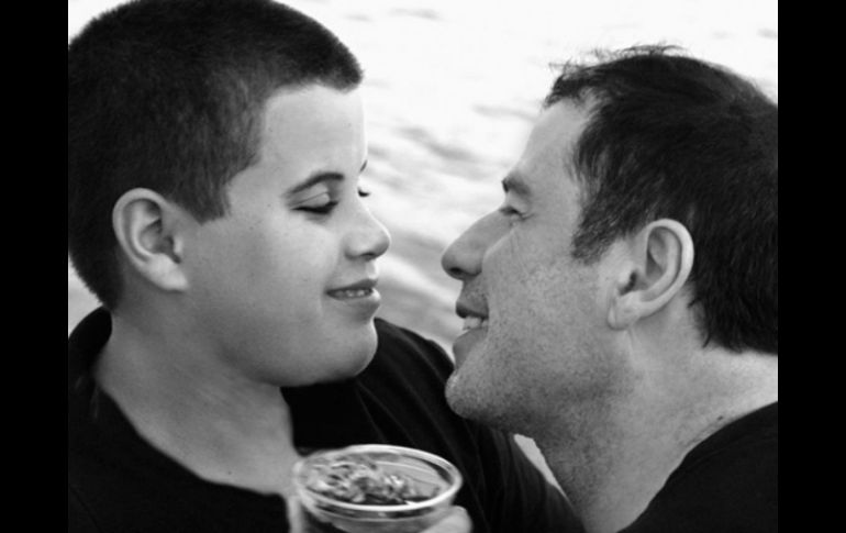 una serie de convulsiones que derivaron en un ataque al corazón. ESPECIAL /