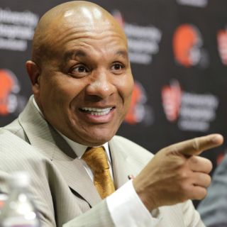 Hue Jackson será entrenador en jefe de Cleveland