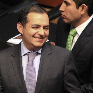 Ernesto Cordero rechaza alianzas con el PRD
