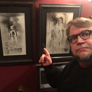Guillermo del Toro adaptará libros de terror al cine