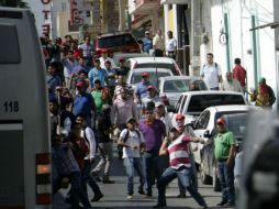 El pasado viernes más de dos mil indígenas se enfrentaron a las fuerzas de seguridad pública de San Cristóbal de las Casas. SUN / ARCHIVO