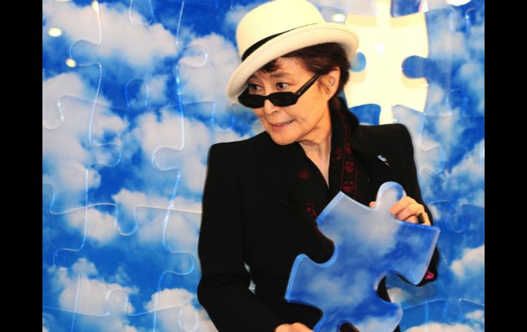 Yoko Ono realizará una exhibición de los testimonios y finalmente los unirá en un libro. NTX / ARCHIVO