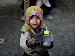 El bloqueo de las ciudades ha condenado a la desnutrición a 42 mil  personas, entre ellas 20 mil niños. EFE / H. Amid