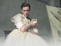 El británico, Eddie Redmayne, nominado al Oscar 2016 en la categoría a Mejor actor. ESPECIAL /