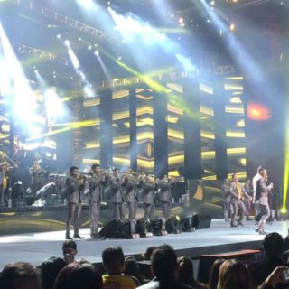 Se enfiestan con La Arrolladora