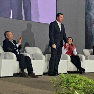 El PRI reconoce trayectoria de Osorio Chong