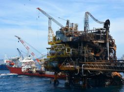 Lozoya pronostica que en ''dos o tres años'' el mercado del crudo alcanzará un balance entre oferta y demanda. AP / ARCHIVO