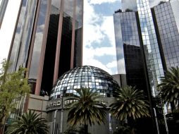 Durante la jornada, en el mercado local se operó un volumen de 61.2 millones de títulos, por un importe de mil 906.8 millones de pesos. NTX / ARCHIVO