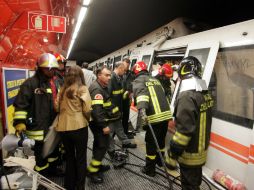 Entre los lesionados se encuentra el maquinista; todos fueron trasladados a diferentes hospitales. AFP /