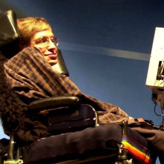 El espacio podría ser colonizado en 100 años: Stephen Hawking