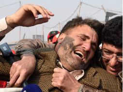 El atentado es perpetrado por un atacante suicida, a bordo de una motocicleta, la cual condujó hasta un puesto de control militar. AFP / A. Majeed