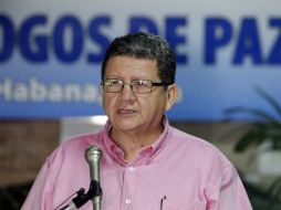 El vocero rebelde, Pablo Catatumbo menciona que los grupos paramilitares se multiplican por todo el territorio nacional. EFE / E. Mastrascusa