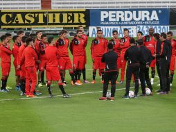 La 'Furia Rojinegra' empezó bien pero el segundo juego fue desastroso. EL INFORMADOR / ARCHIVO