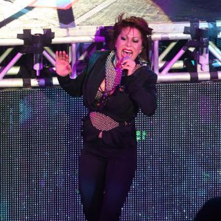 Alejandra Guzmán alegra la Feria de León