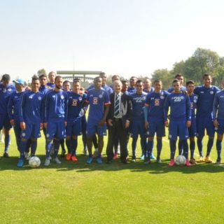 Cruz Azul presenta al 'Yayo' y a sus refuerzos