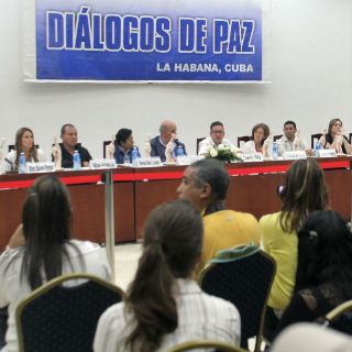 Colombia y las FARC acelerarán negociaciones de paz