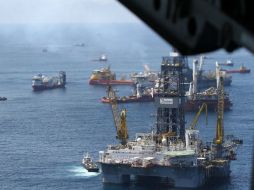 Moody's también reduce la perspectiva de precios del petróleo con un cálculo de 33 dólares por barril para Brent y WTI. EFE / ARCHIVO