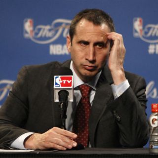 Los Cavs despiden al entrenador David Blatt