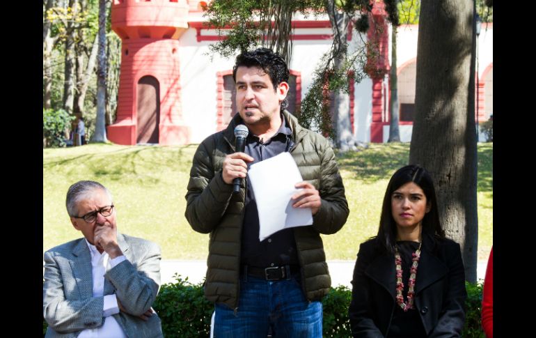 Hugo Luna señala que la idea es alinear las acciones del bosque a los criterios como área municipal de protección hidrológica. EL INFORMADOR / P. Franco