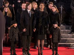 Dion no habló públicamente en el funeral y en lugar de ello permitió que su hijo mayor realizara el discurso. AFP / G. Robins