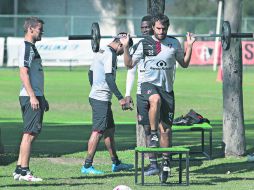 El mediocampista uruguayo Álvaro González durante un entrenamiento en La Madriguera. MEXSPORT /