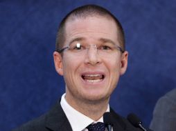 Sobre la deuda, anotó que su nivel actual es preocupante. SUN / ARCHIVO