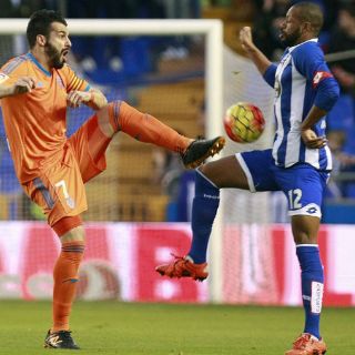 Valencia impide de último minuto el triunfo del Depor