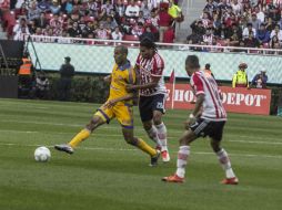 El empate le permite a las Chivas mantener la distancia en la tabla del descenso. EL INFORMADOR / R. Tamayo