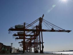 Se advierte que los precios de las materias primas afectan negativamente a la región. EFE / F. Robichon