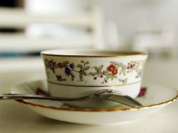 Es tradicional el uso de la canela en la elaboración de atole y arroz con leche, tomarlas calientes durante esta temporada invernal. EL INFORMADOR / ARCHIVO