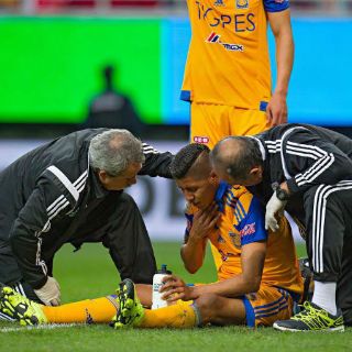 Tigres confirma fractura de mandíbula de Hugo Ayala