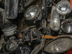 De cada espejo se sustrajeron bolsas de plástico, presumiblemente con la droga. EL INFORMADOR / ARCHIVO