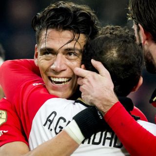 Moreno y Guardado, en el 11 ideal de la liga holandesa