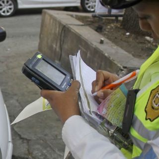 Auditoría y Contraloría revisarán contrato de fotomultas