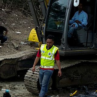 Aumentan a 22 los muertos por naufragio en Malasia