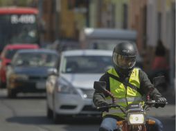 El diputado Augusto Valencia señaló que se revisará el reglamento, no obstante, exhortó a usar el chaleco por seguridad. EL INFORMADOR / F. Atilano
