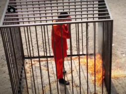 En los territorios que domina el EL se aplica una versión extremista de la 'sharía' o ley islámica e impone castigos severos. ESPECIAL /