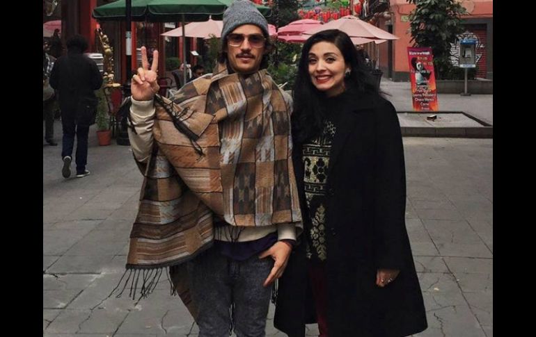 Mon y Caloncho se admiran mutuamente, lo que los llevó a unir sus talentos en la gira 'Mon La Fruta Tour'. FACEBOOK / Caloncho