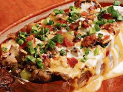 La especialidad son las papas rellenas, entre las preferidas está la papa rellena de arrachera ESPECIAL /
