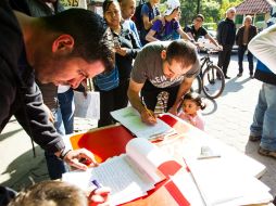 El pasado miércoles entregaron 22 mil firmas para impedir la construcción. EL INFORMADOR / ARCHIVO