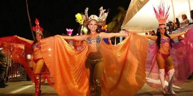 Vestuarios de Carnaval de Veracruz, historias llenas de brillo | El  Informador