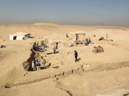 Según los científicos, el barco data del final de la III o del principio de IV dinastía, es decir unos 2550 años antes de Jesucristo. AFP /