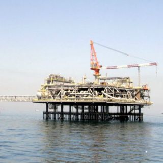 Precio del crudo bajará participaciones para estados, apunta Fitch