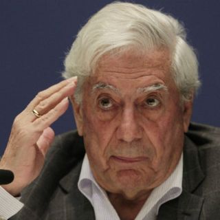 Vargas Llosa gana el premio 'Pedro Henríquez Ureña'